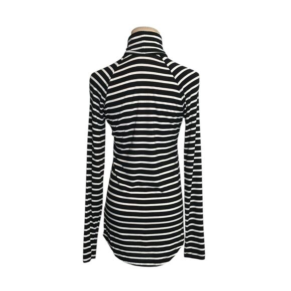 Old Navy black white stripe long sleeves turtle neck fitted T-shirt size XS - Picture 2 of 10